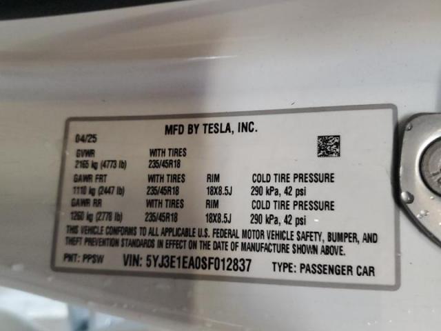 Tesla Model 3 Image 4