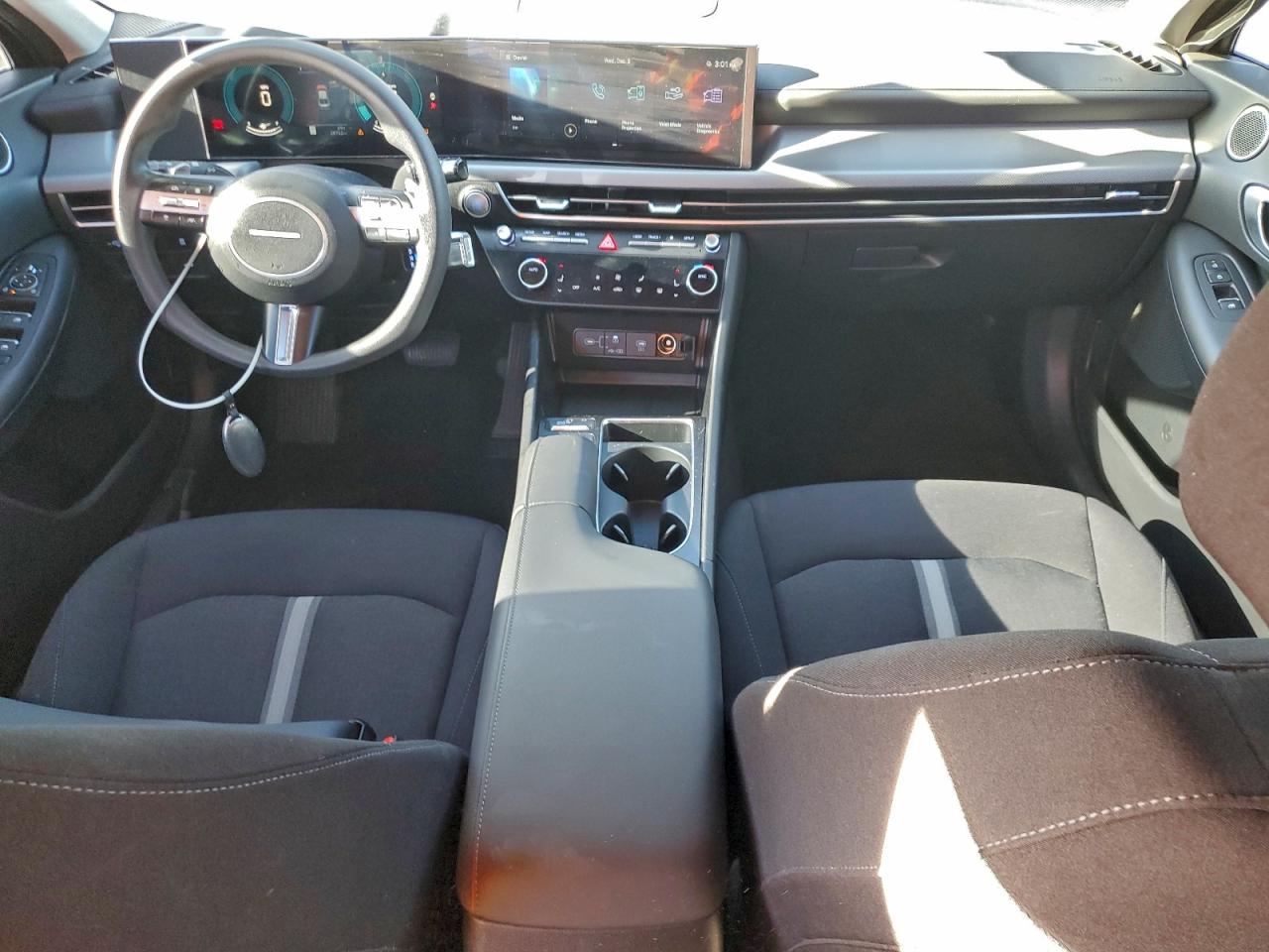 Hyundai SONATA Sel Image 4