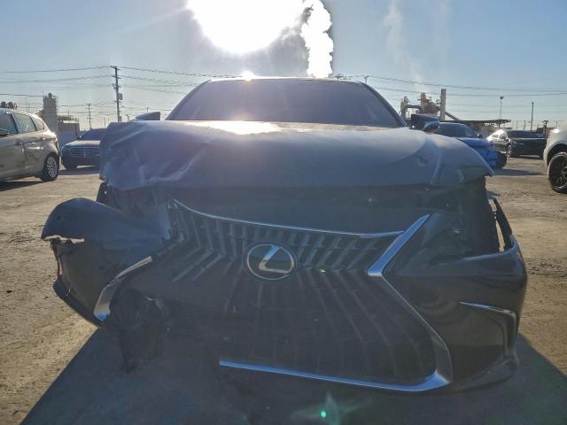 Lexus Es 300h Base Image 3