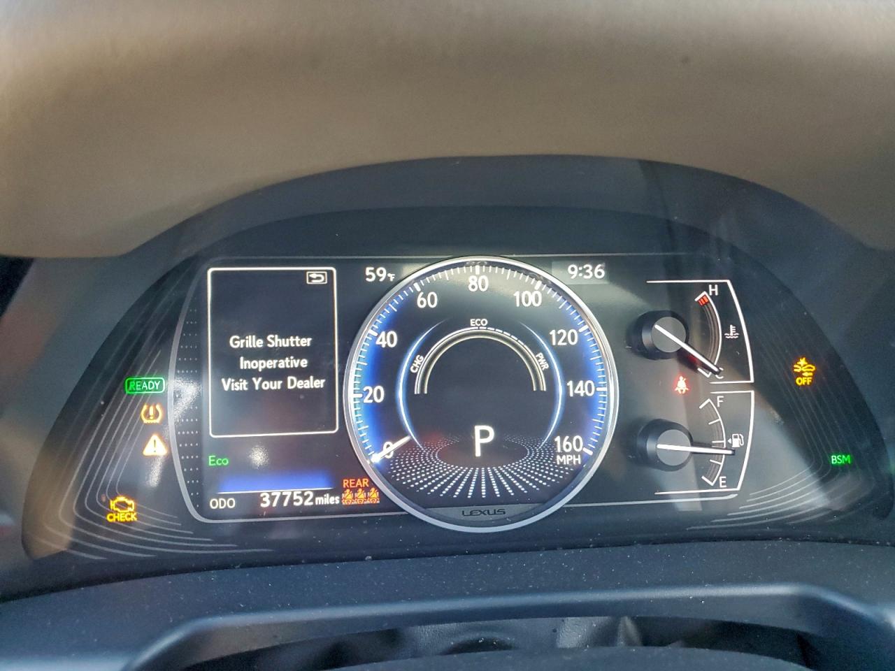 Lexus Es 300h Base Image 11