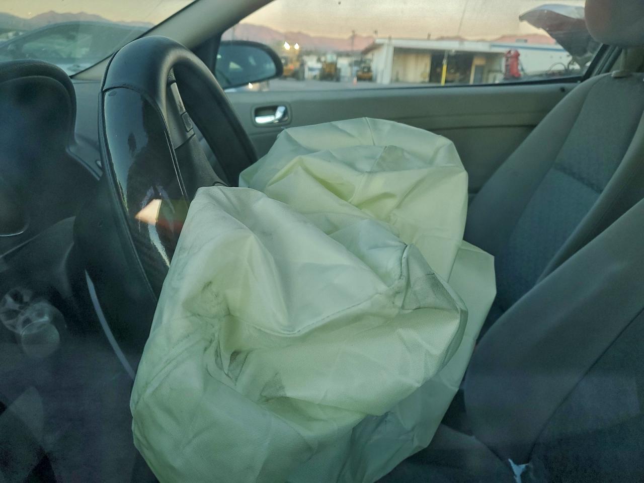 Chevrolet Cobalt Ls Image 3