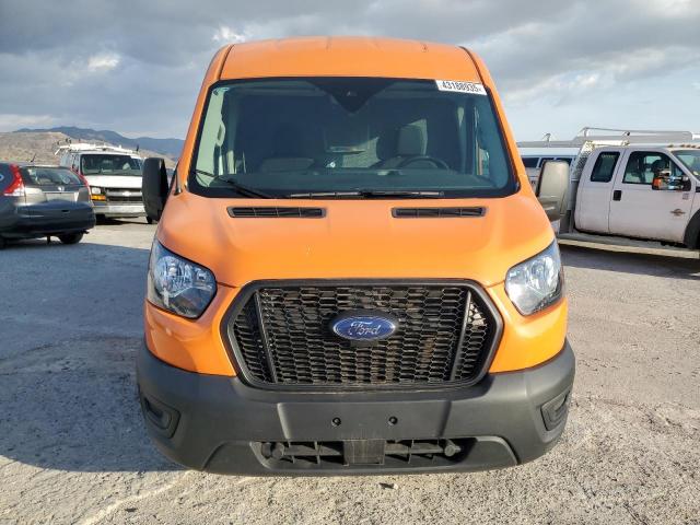 Ford Transit T-250 Image 6