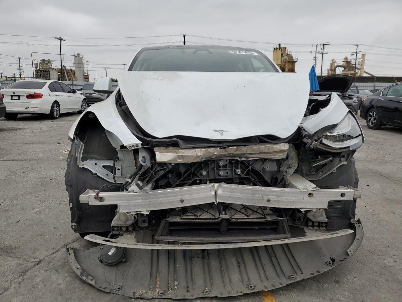 Tesla Model Y Image 14