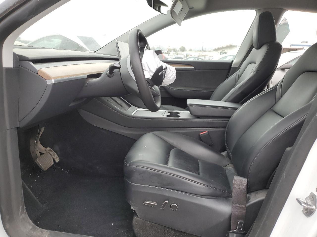 Tesla Model Y Image 3