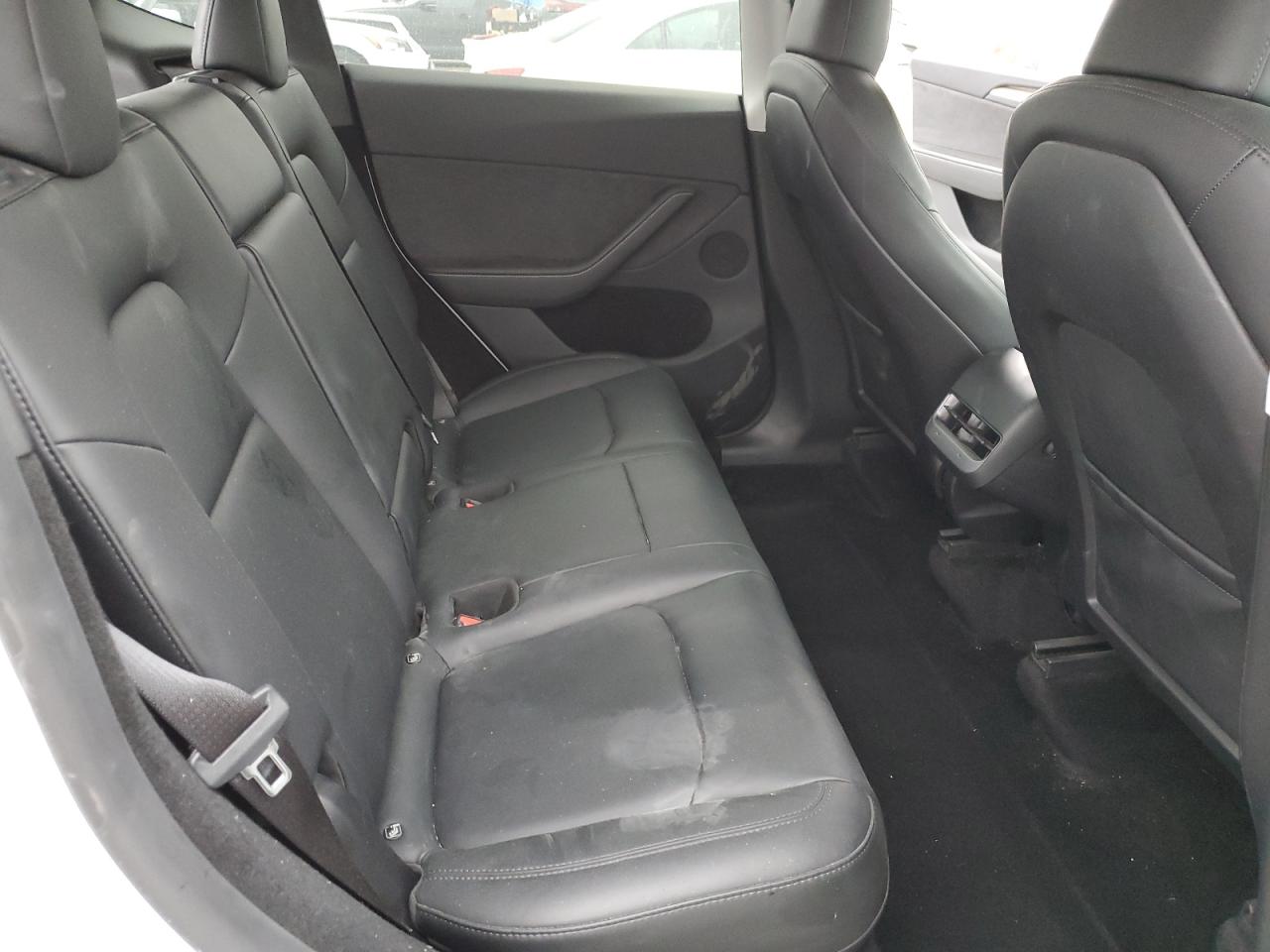 Tesla Model Y Image 12