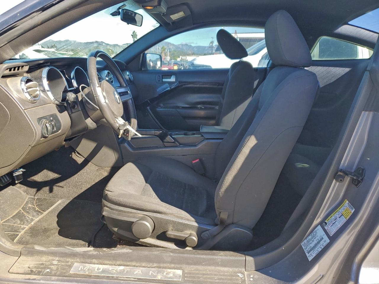 Ford Mustang Image 5