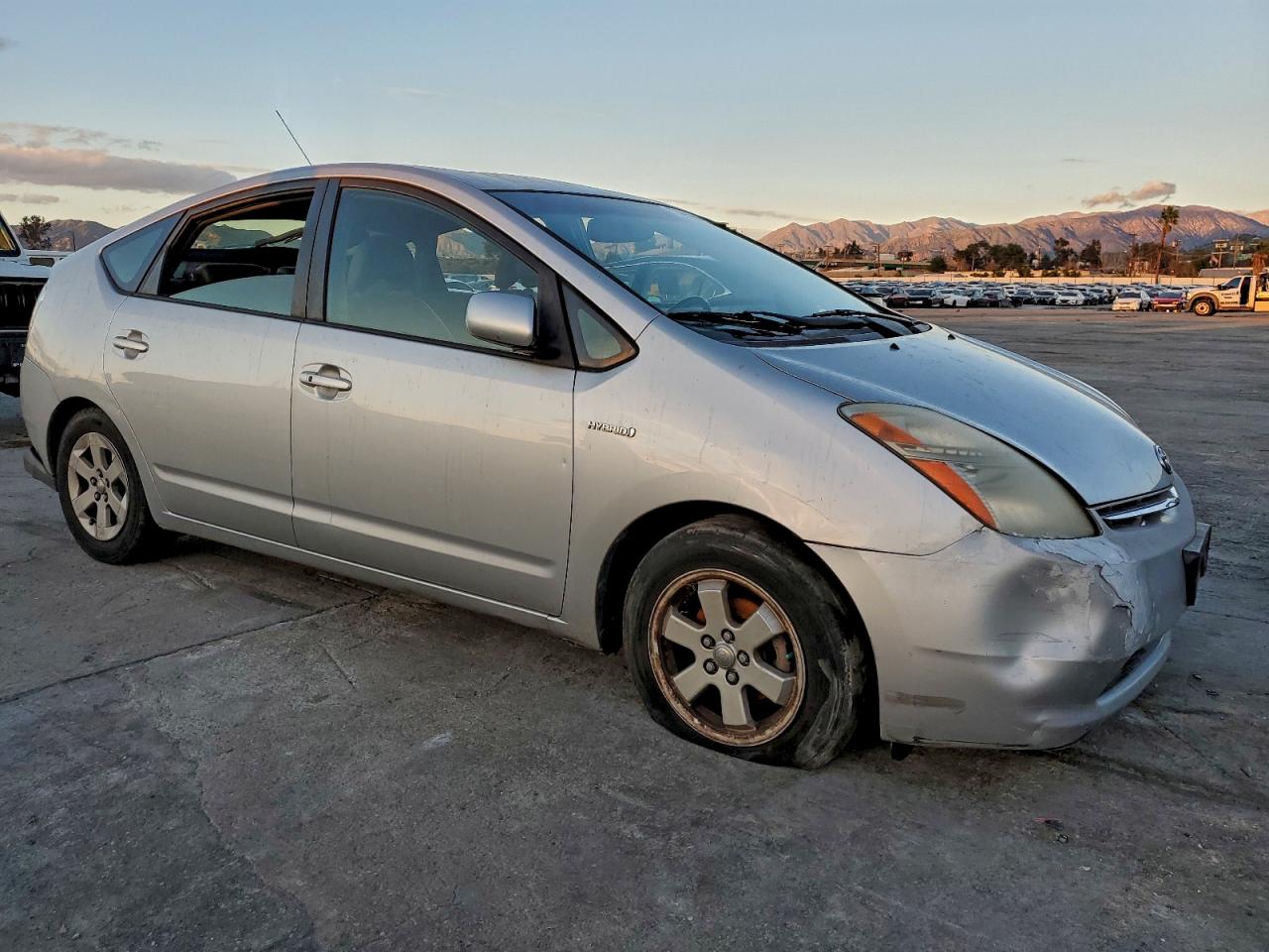 Toyota Prius Image 12