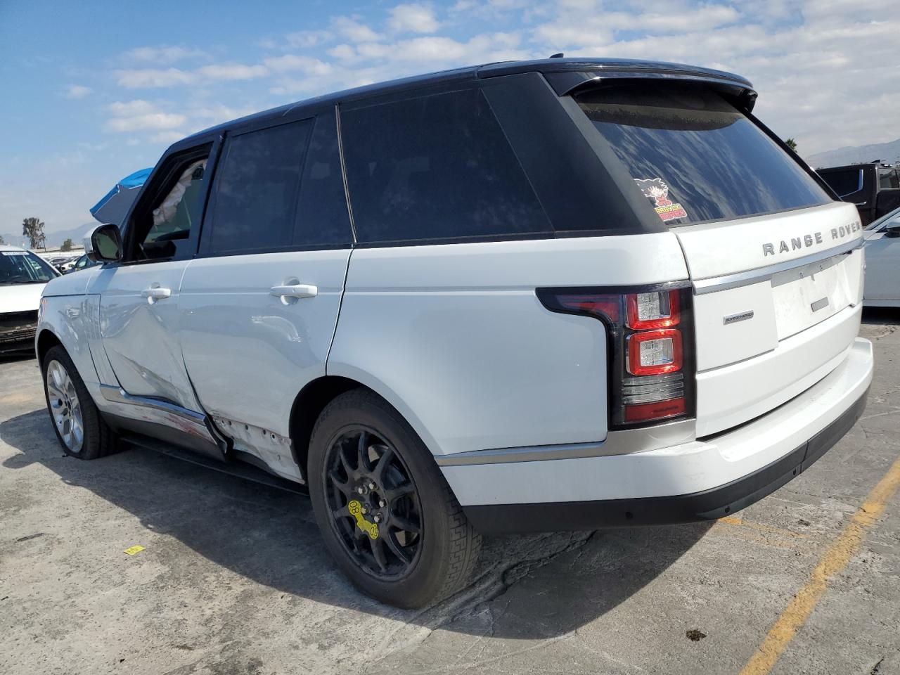 Land Rover Range Rover Supercharged Image 3