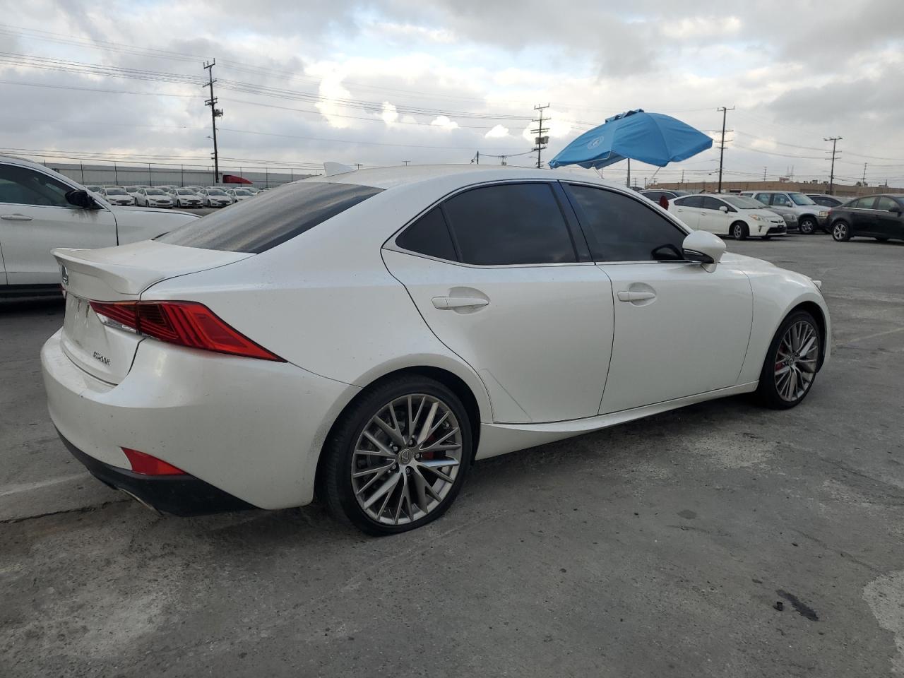 Lexus Is 200t Image 4