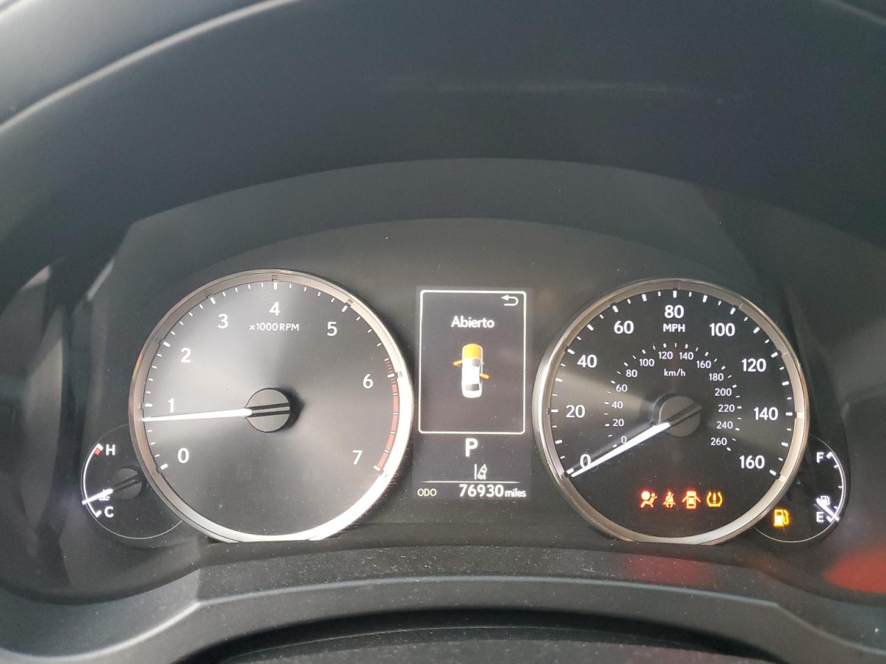 Lexus Is 200t Image 11