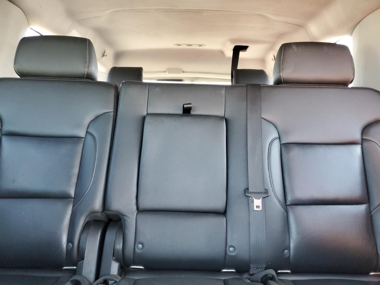 Chevrolet Suburban K1500 Lt Image 13