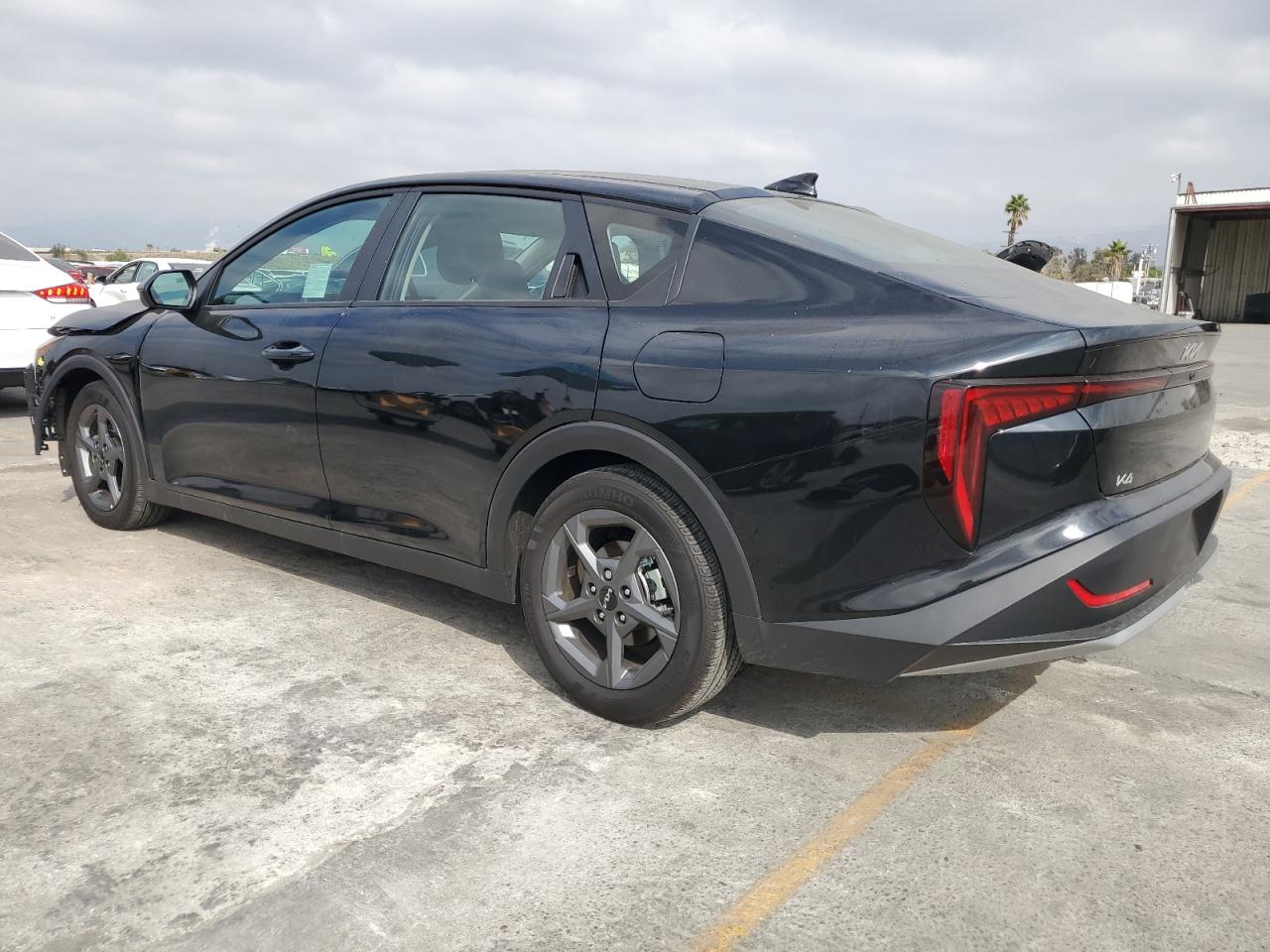 Kia K4 Lx Lx Image 6
