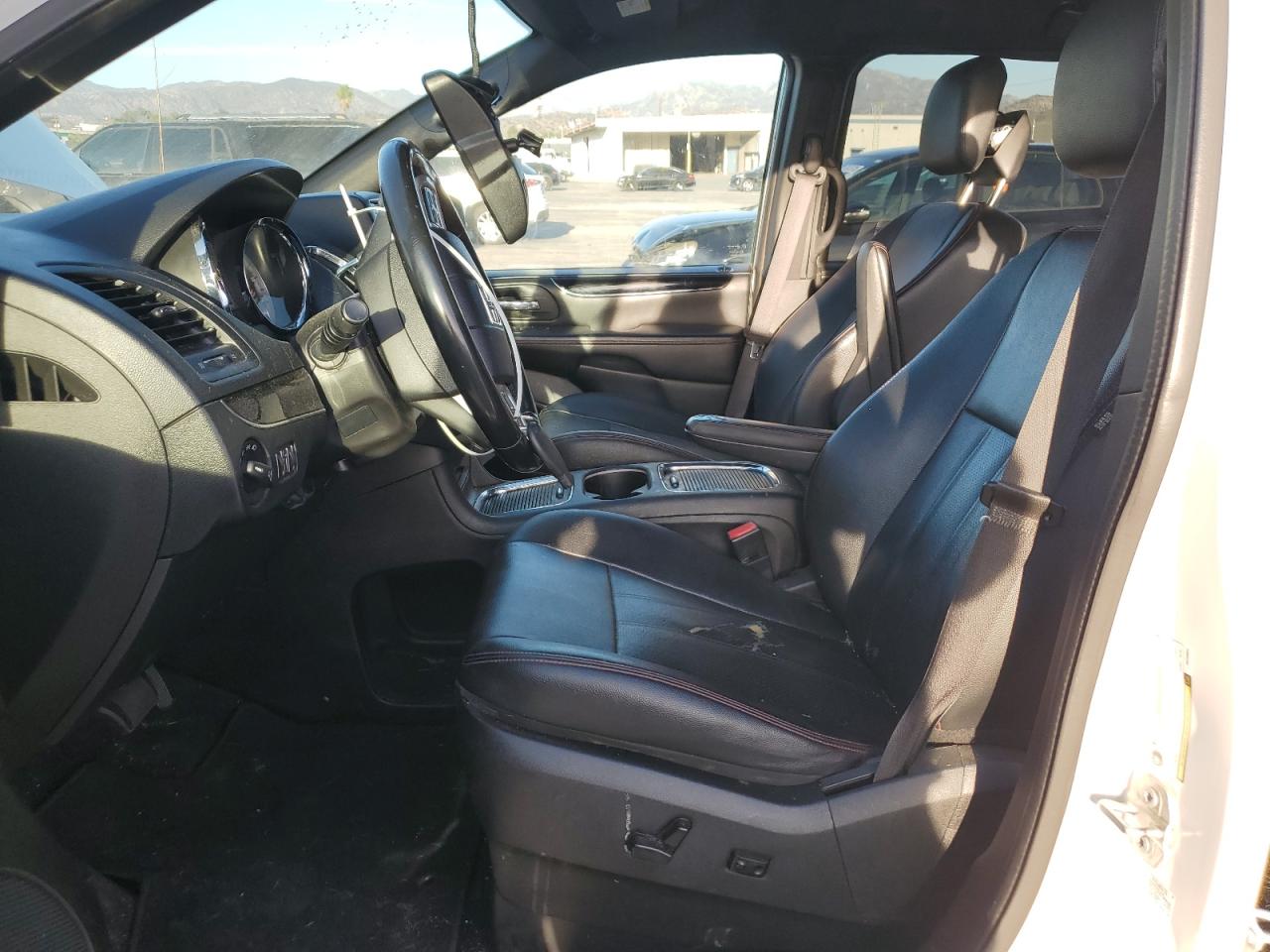 Dodge Caravan Gt Image 12