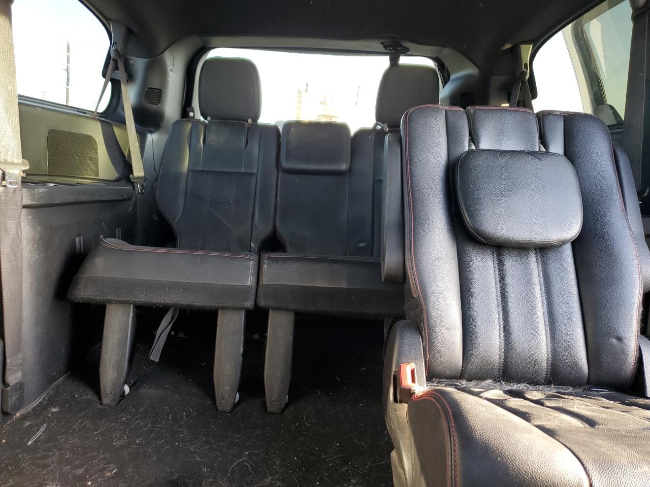 Dodge Caravan Gt Image 2