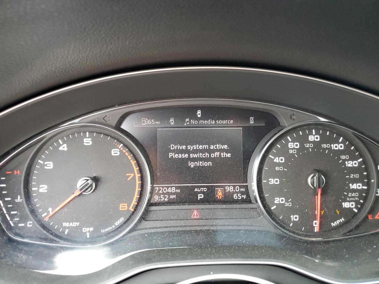 Audi Q5 Premium 45 Image 11