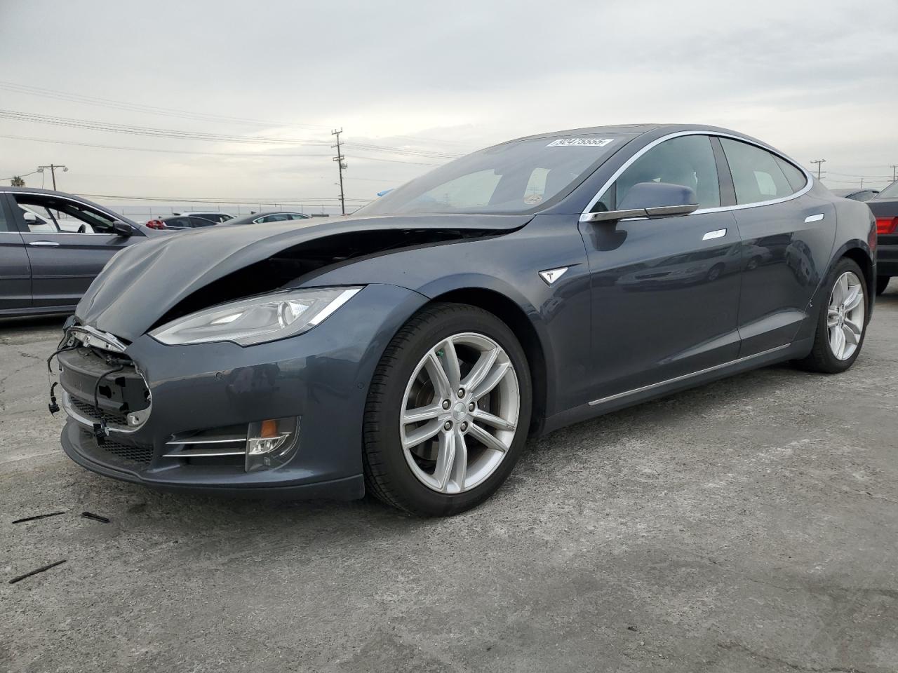 Tesla Model S Image 1