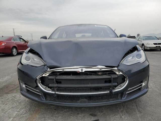 Tesla Model S Image 2