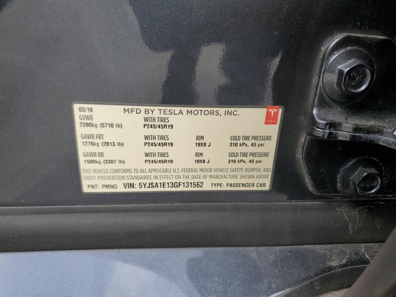 Tesla Model S Image 11