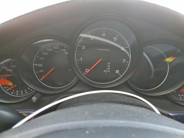 Porsche Panamera 2 Image 12