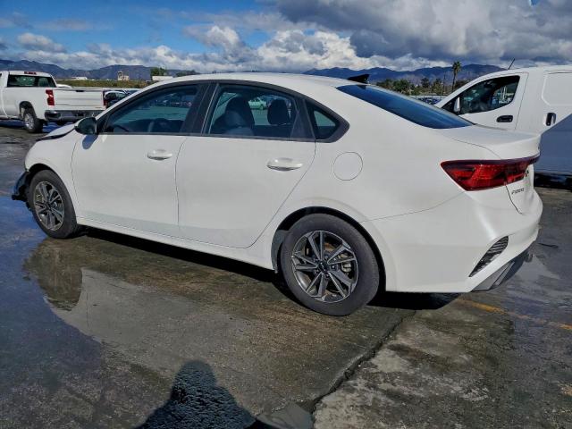 Kia Forte Lx Image 2