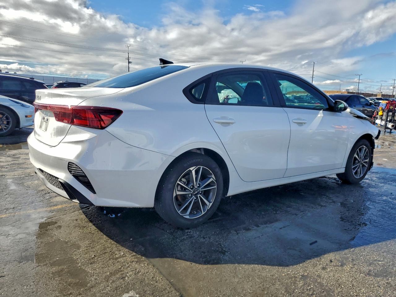 Kia Forte Lx Image 5