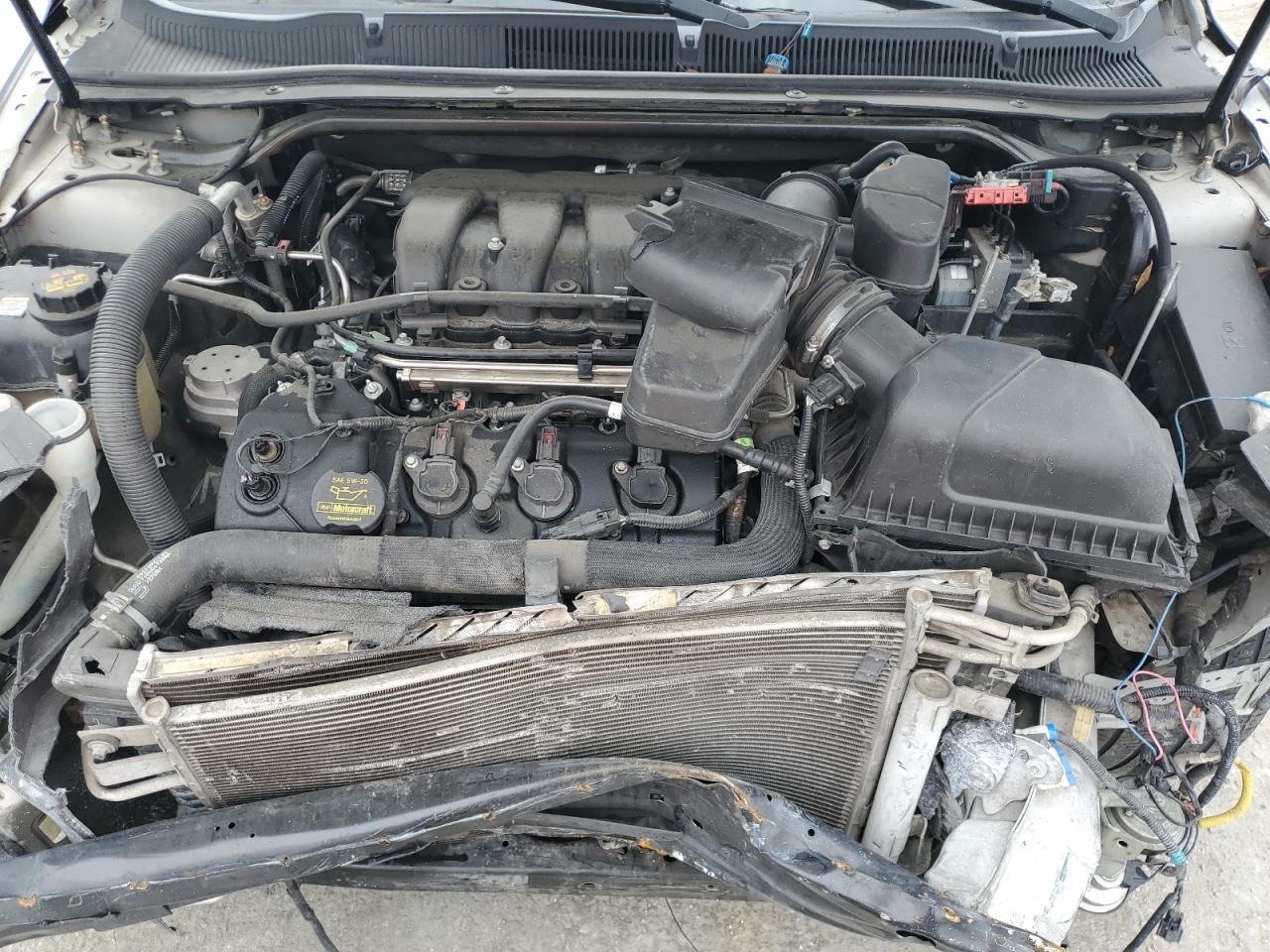 Ford Taurus Limited Image 12