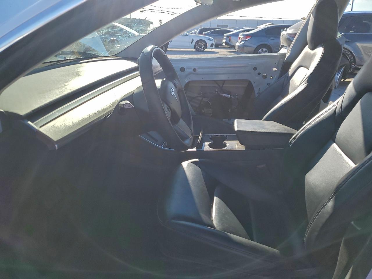 Tesla Model 3 Image 12