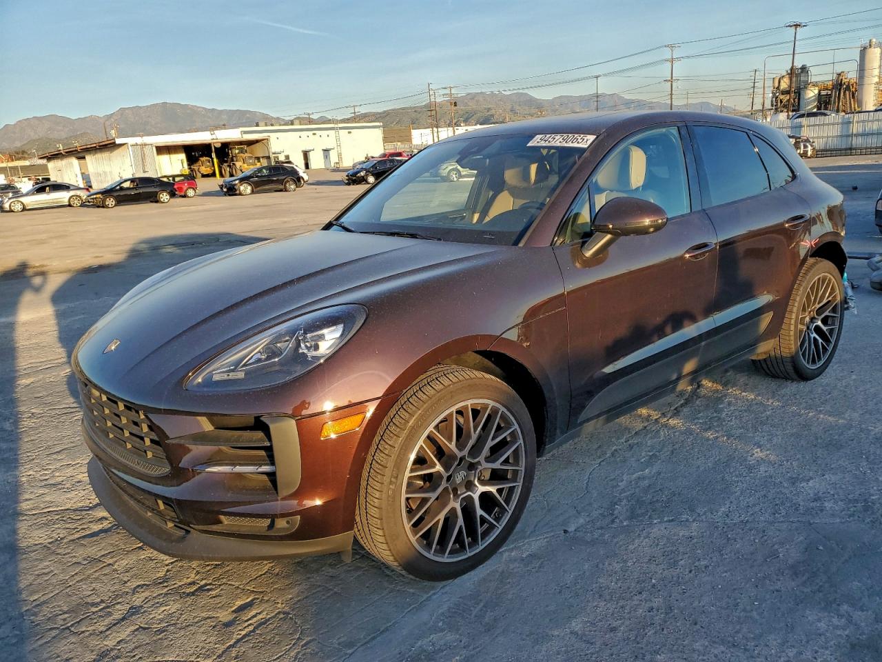 Porsche Macan S Image 1