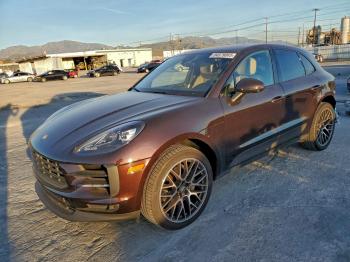  Salvage Porsche Macan