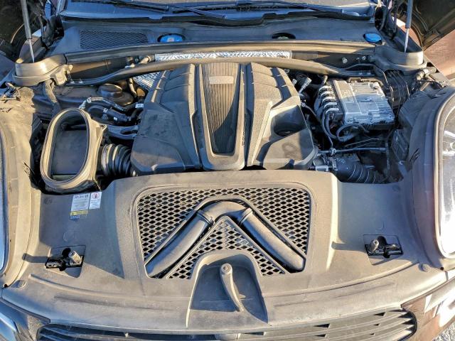 Porsche Macan S Image 13