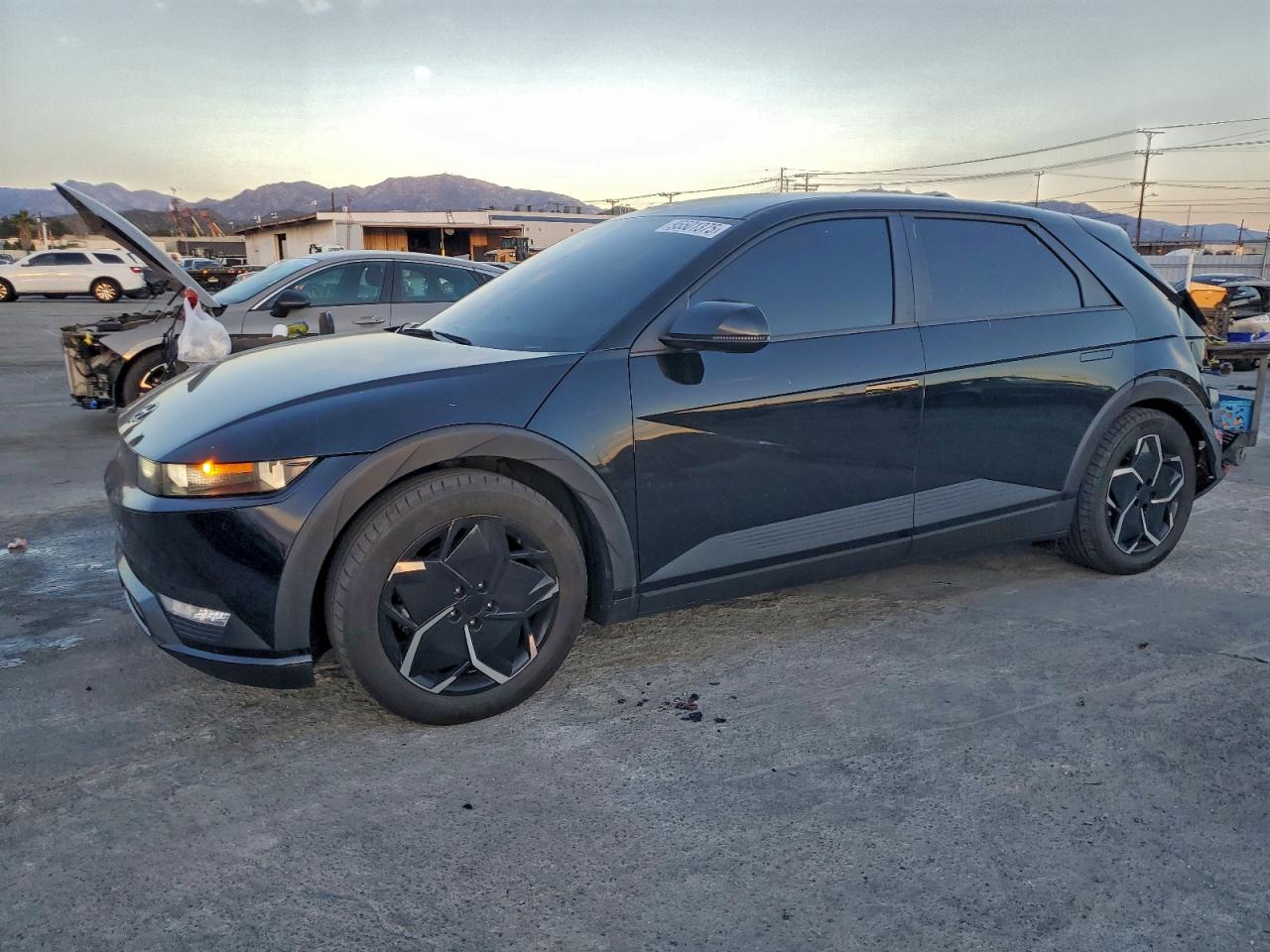 Hyundai Ioniq Sel Image 1