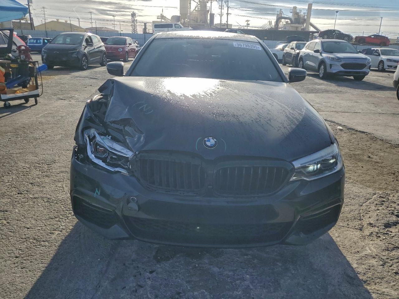 BMW 5 Series I Image 12