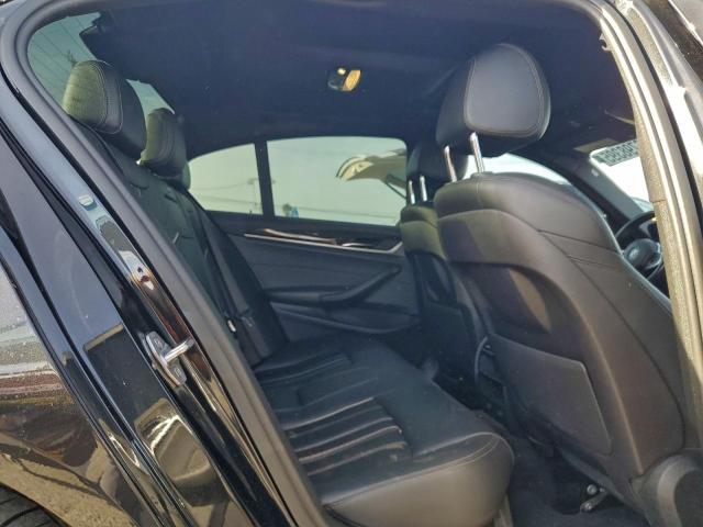 BMW 5 Series I Image 6