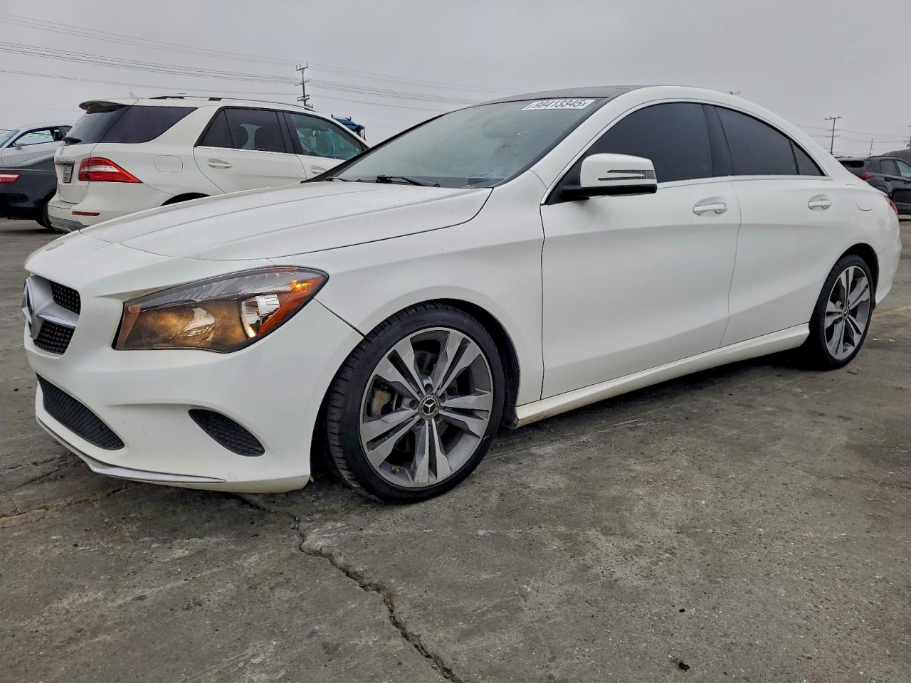 Mercedes-Benz Cla-class 250 4matic Image 1