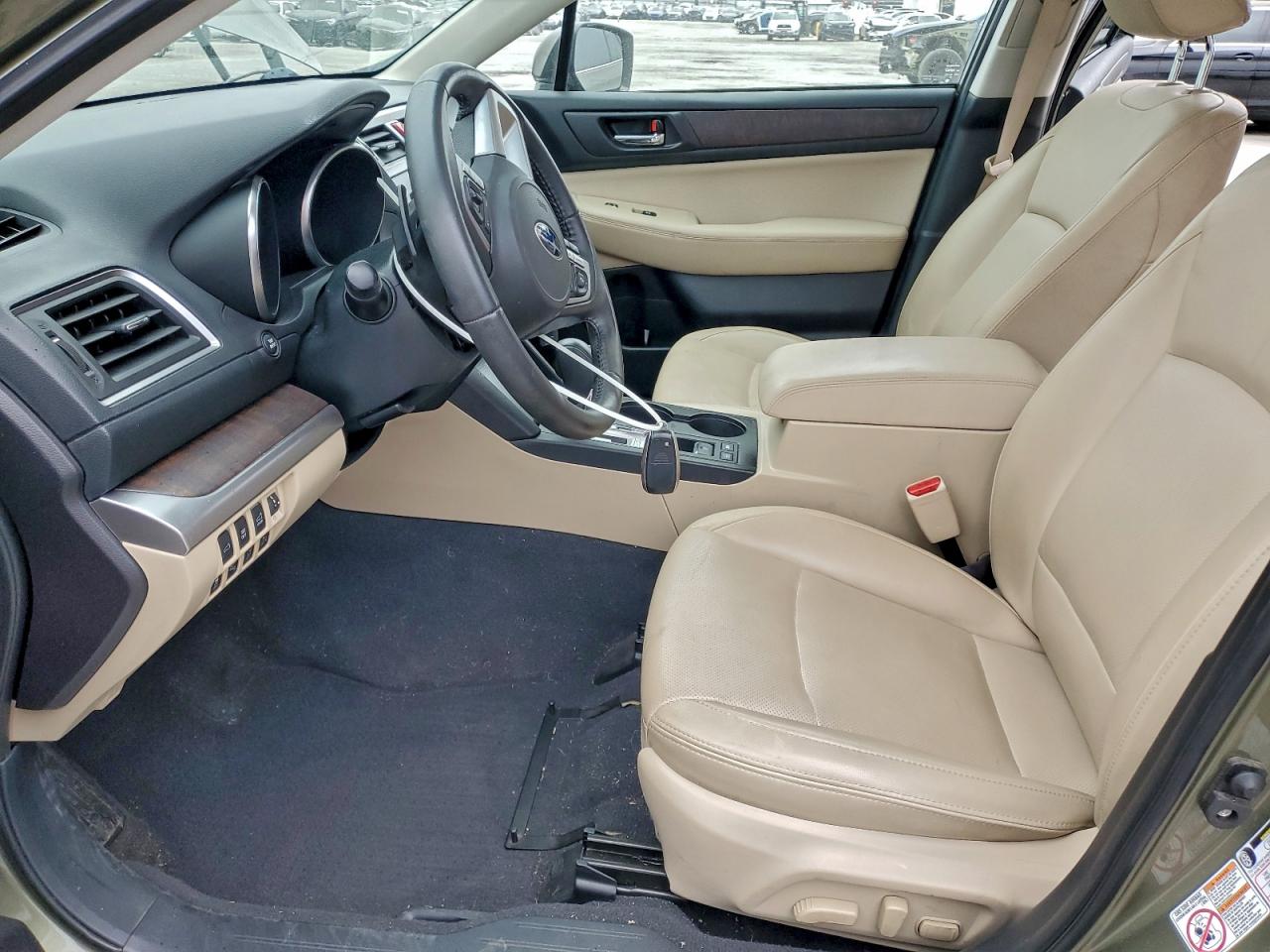 Subaru Outback 2.5i Limited Image 7