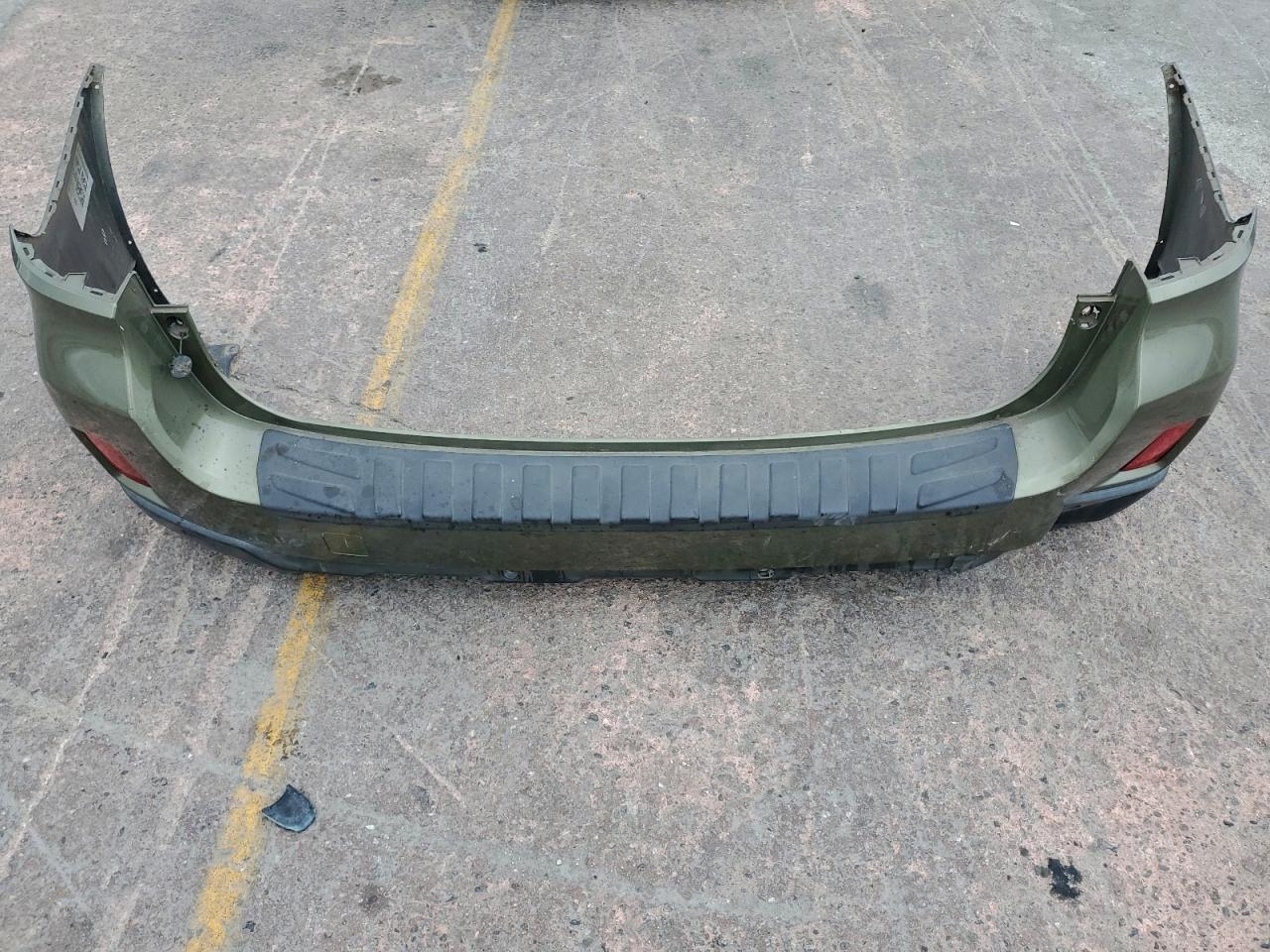 Subaru Outback 2.5i Limited Image 6