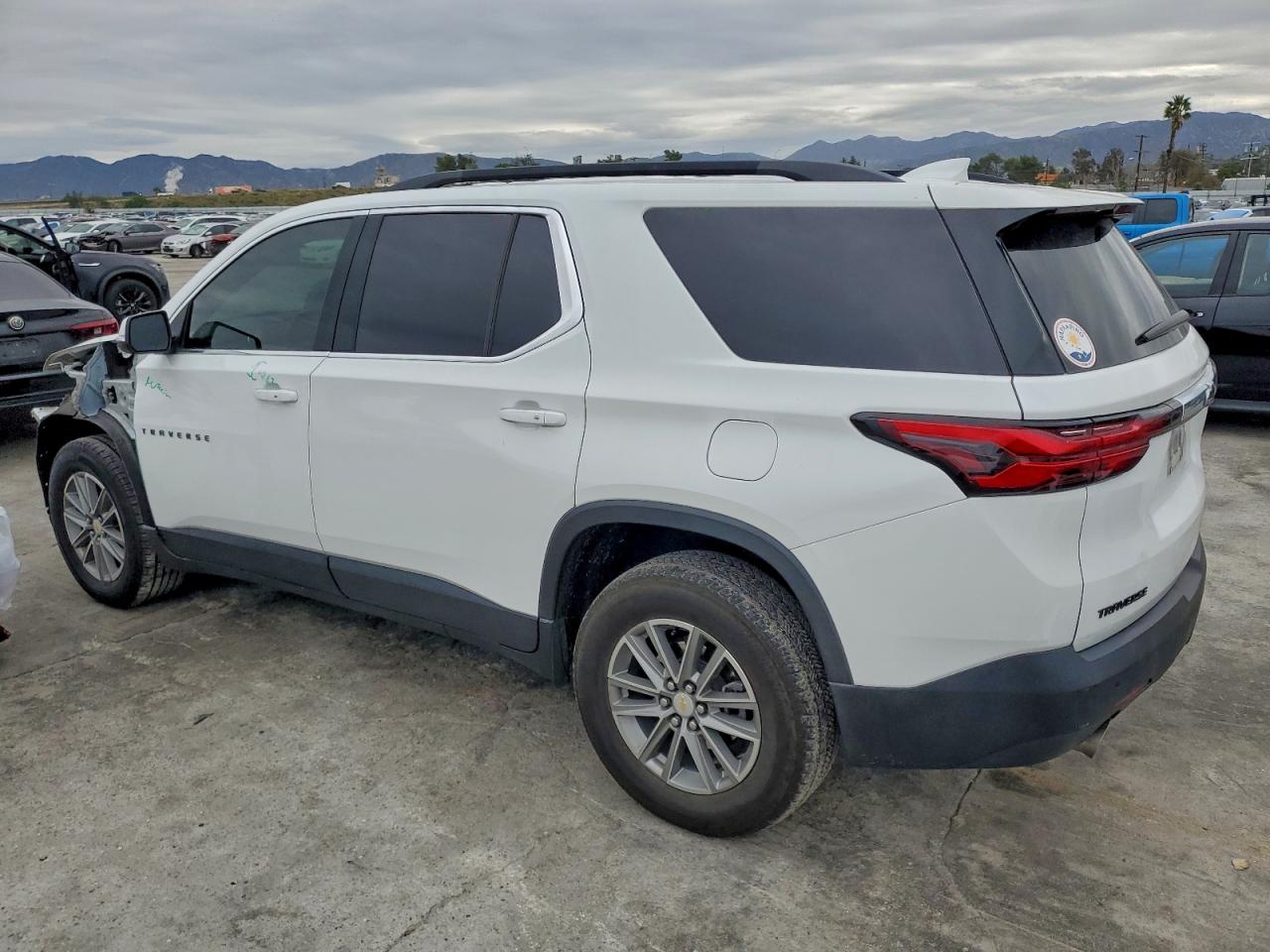 Chevrolet Traverse Lt Image 2