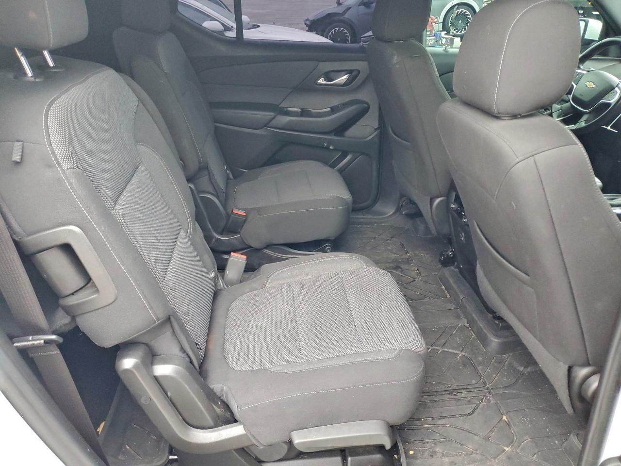 Chevrolet Traverse Lt Image 8