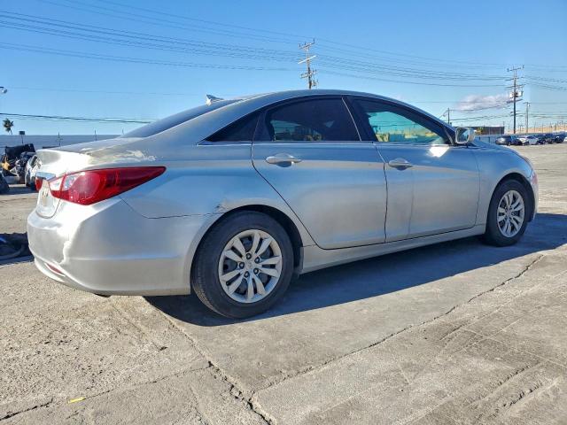 Hyundai SONATA Gls Image 2