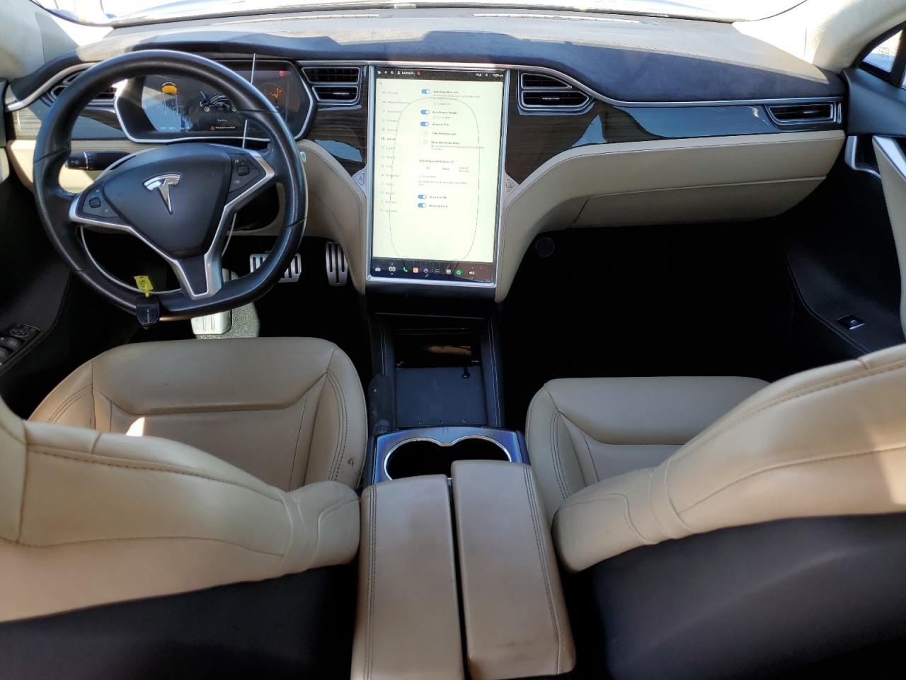Tesla Model S Image 9