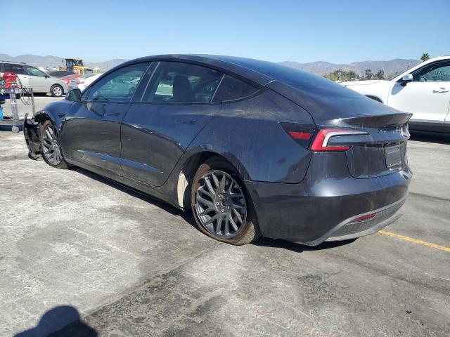 Tesla Model 3 Image 10