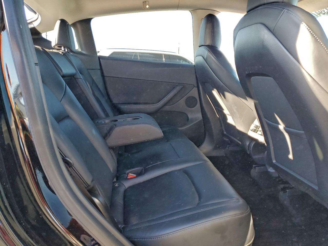 Tesla Model Y Image 11