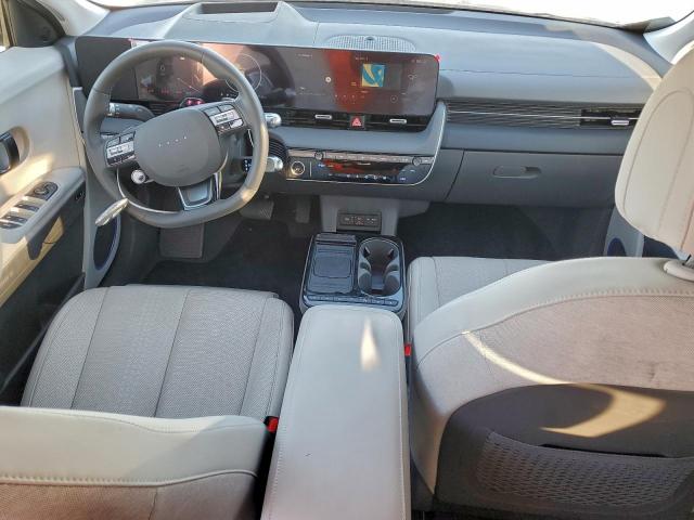 Hyundai Ioniq Limited Image 3