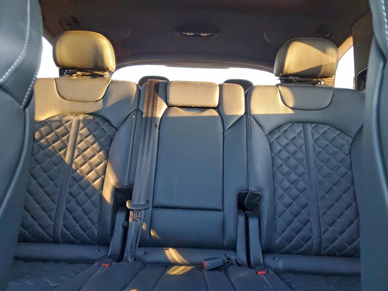 Audi Sq Premium Plus Image 13