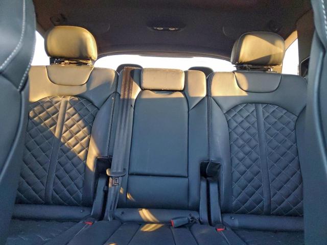 Audi Sq Premium Plus Image 13