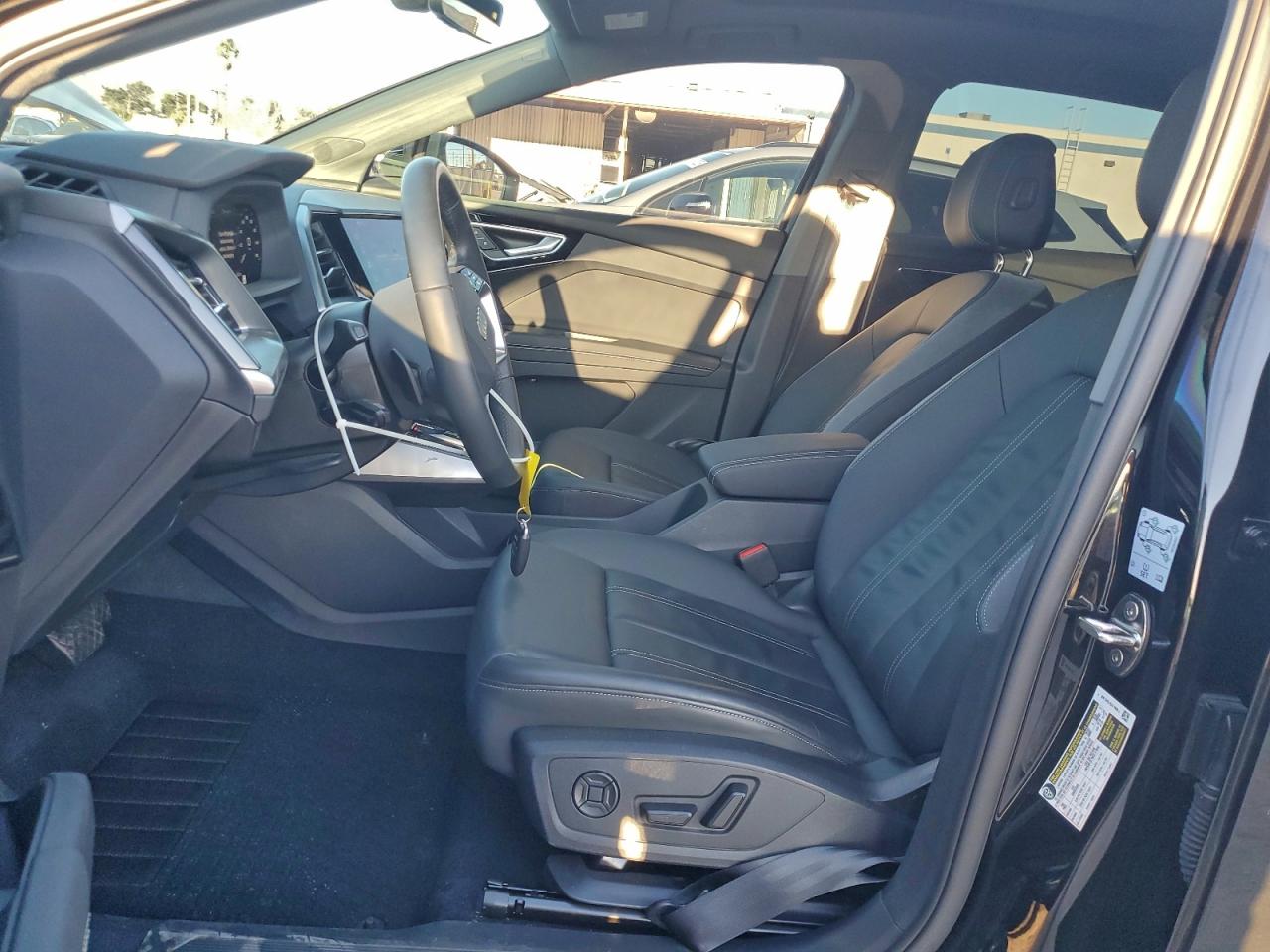 Audi Q4 Premium Plus Image 3