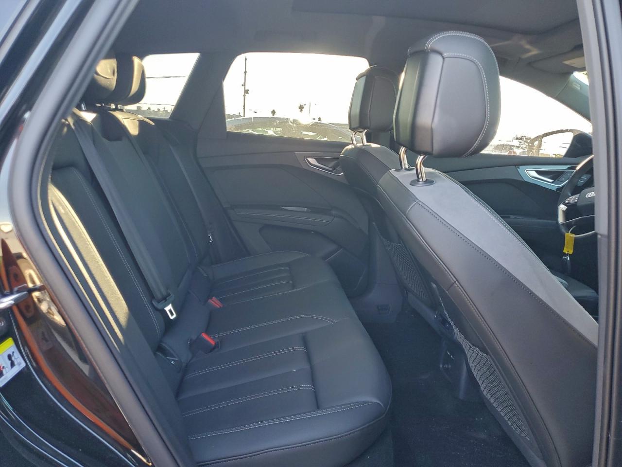 Audi Q4 Premium Plus Image 7