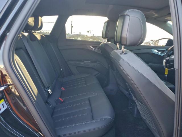 Audi Q4 Premium Plus Image 7