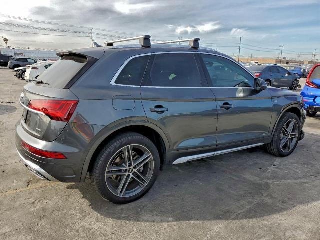 Audi Q5 Premium Plus Image 8