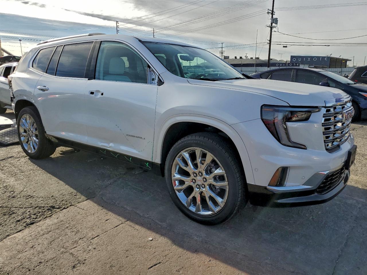 GMC Acadia Denali Image 14